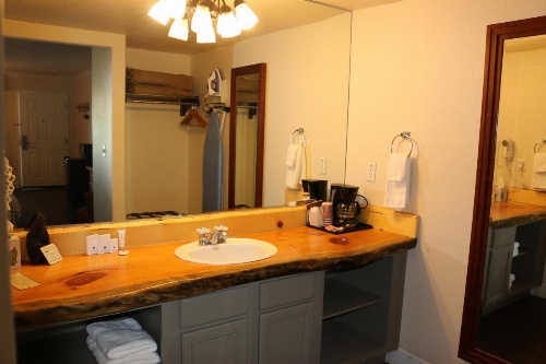 Historian Inn image 21